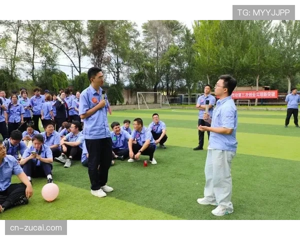青岛西海岸以老带新策略 阵容磨合期防守稳定性面临考验